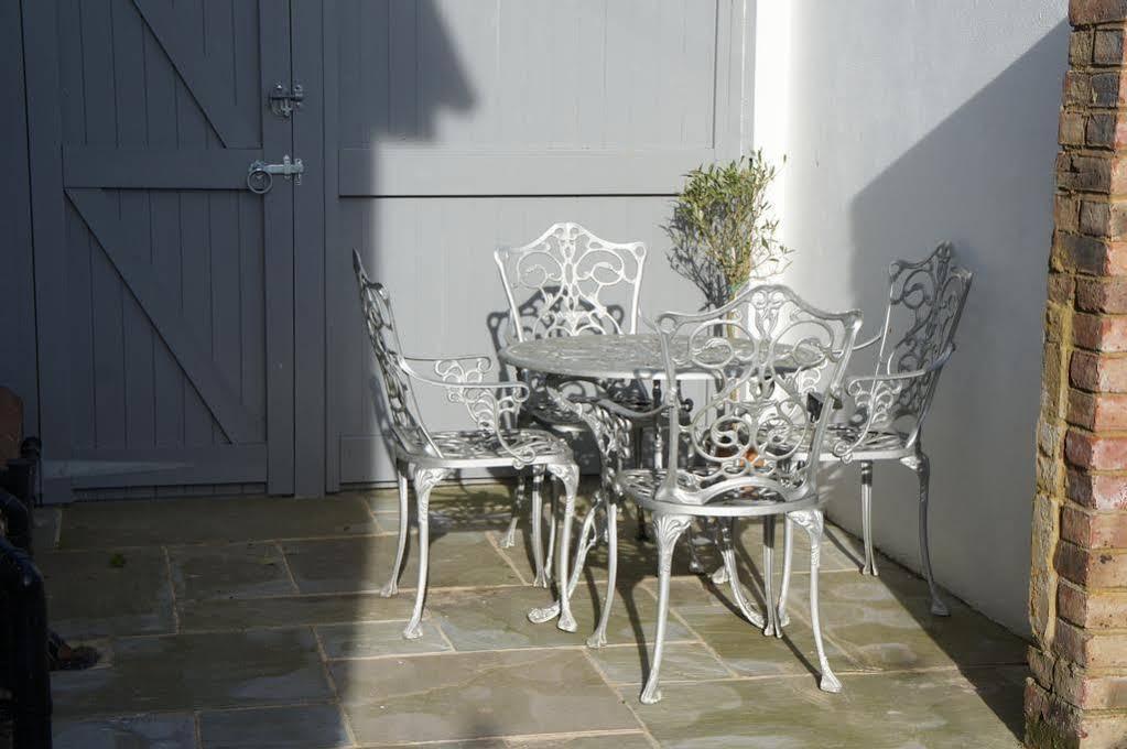 The Coast House Villa Worthing Bagian luar foto